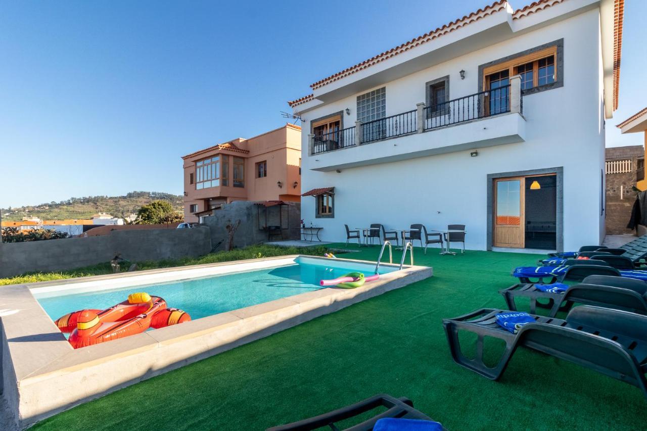Villa De Pino Firgas Exterior photo