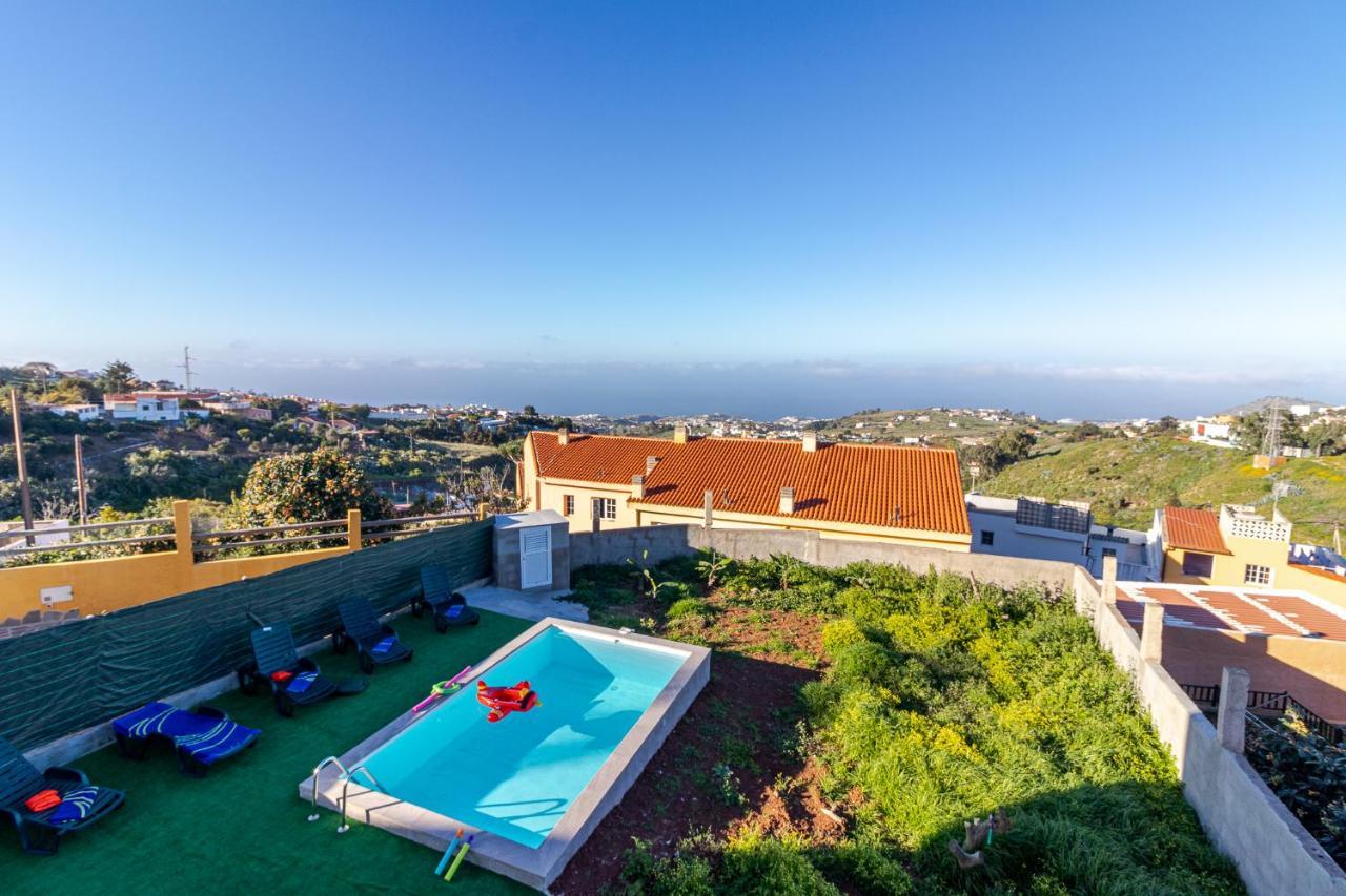 Villa De Pino Firgas Exterior photo